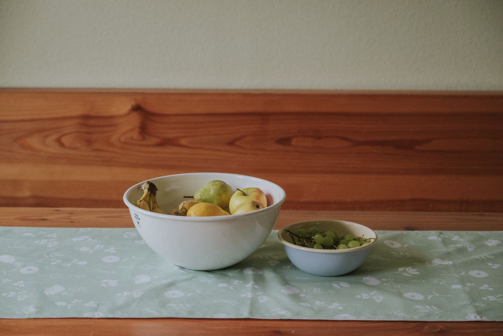 Riess Obstschale mit Äpfeln