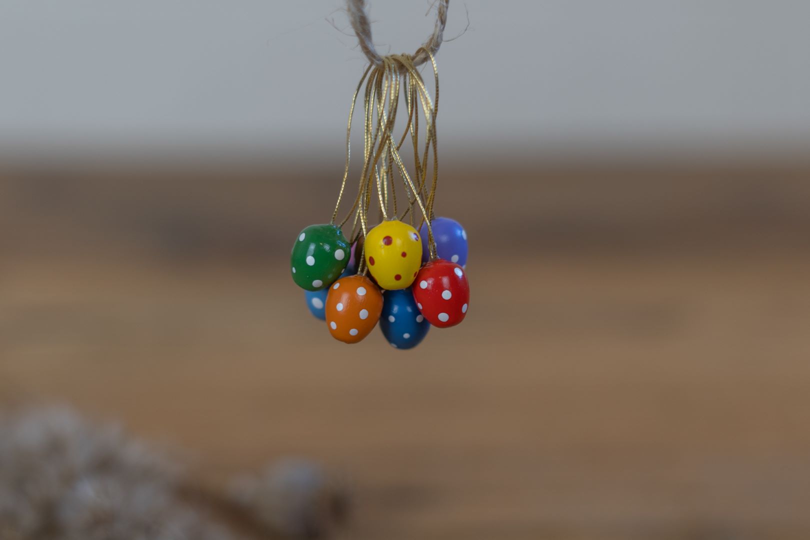 Kleine Holzostereier