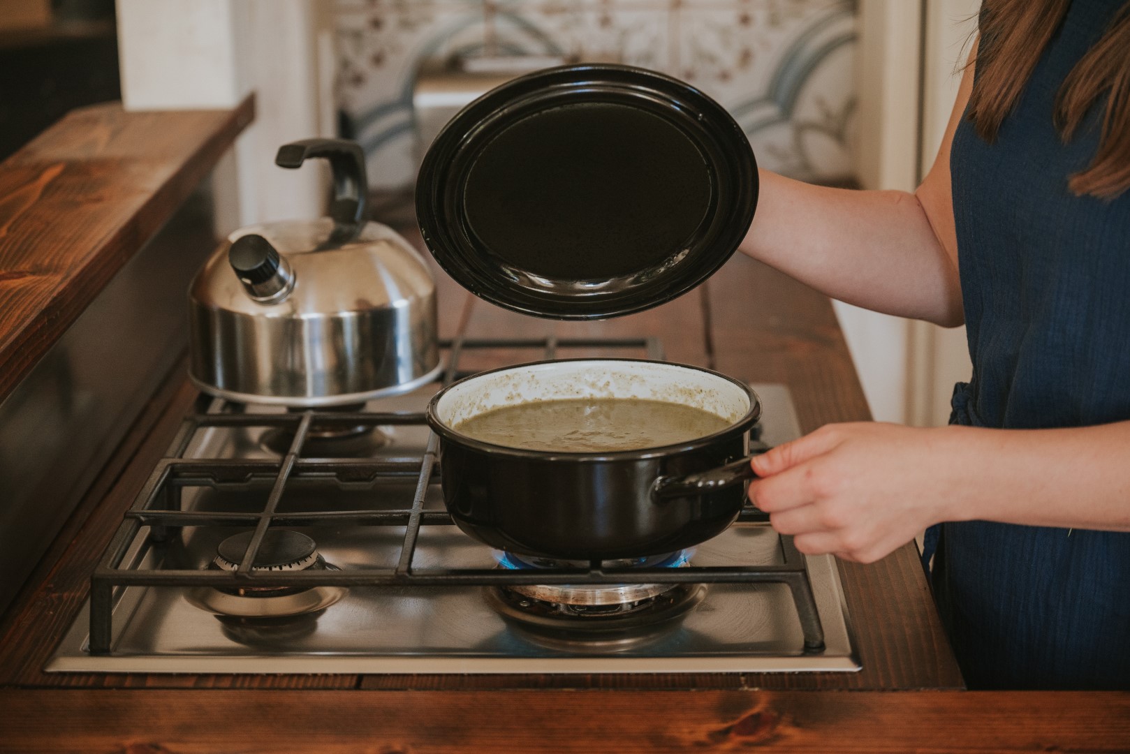 Emailletopf erhitzen