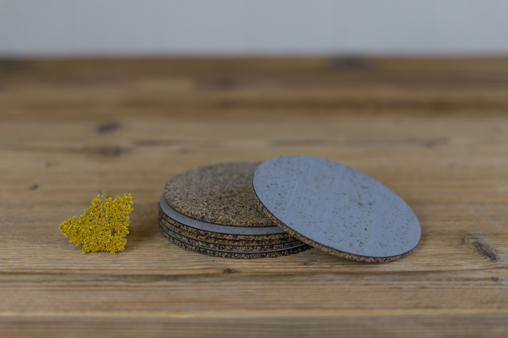 Glasuntersetzer aus Korkleder und Naturkautschuk