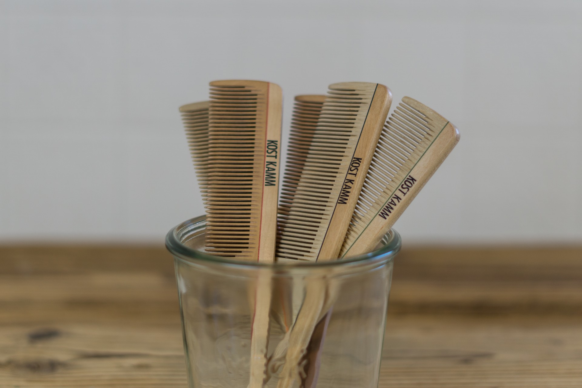 Jäneke Profi-Kamm 57806 – Gabel-Toupierkamm Aus Acetal, 21 Cm, Hitzebeständig & Elastisch, Ideal Für Friseure & Styling