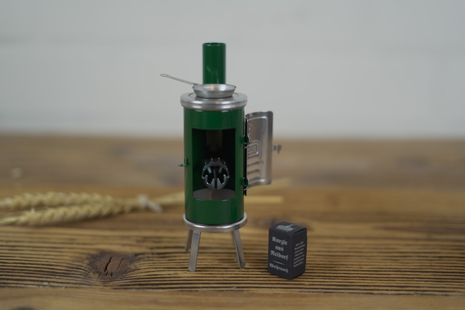 Grüner Leimofen "Der Arbeiter" 