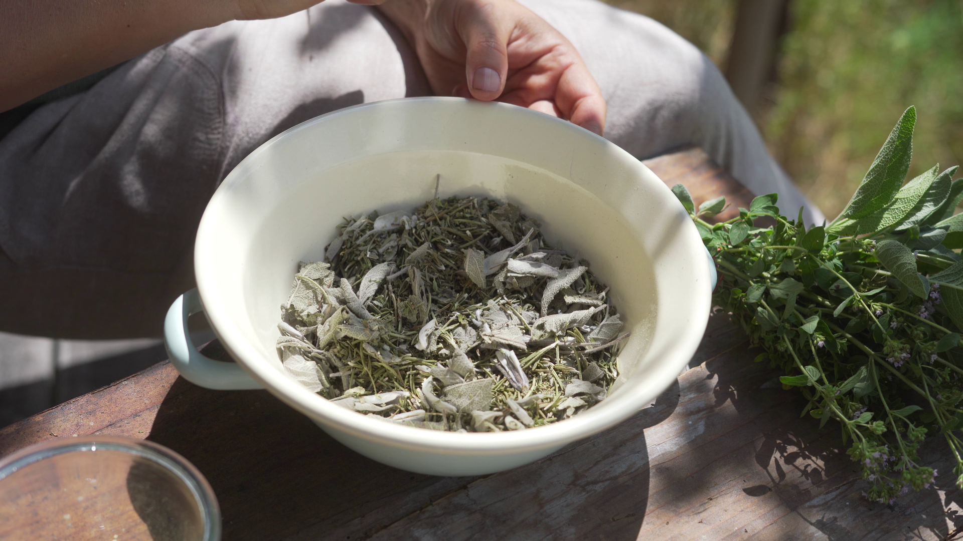 Gewürze und Tee aus Kräutern