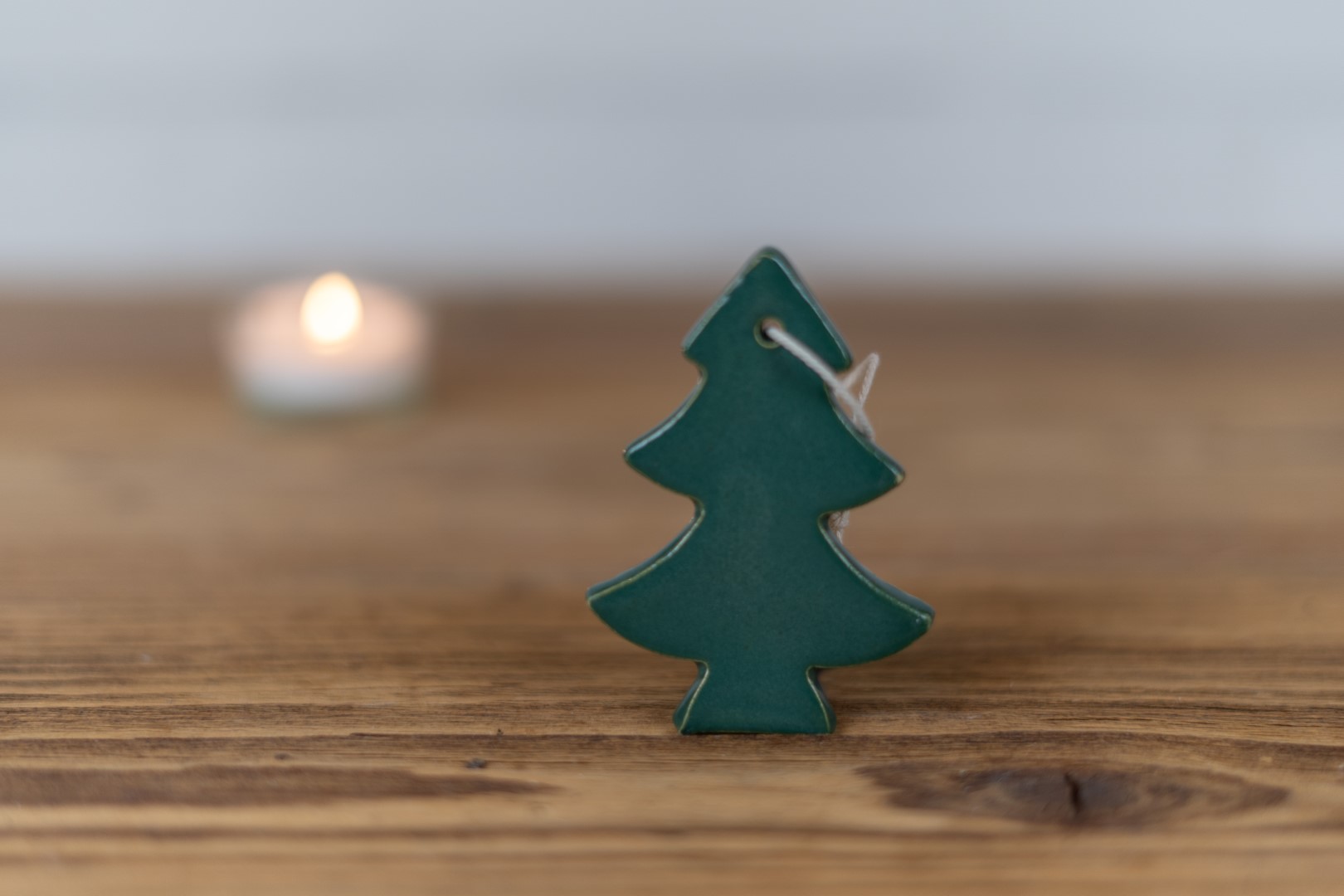 Weihnachtsbaumanhänger aus Keramik