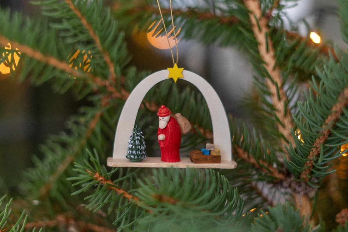 Weihnachtsmann mit Schlitten Anhänger
