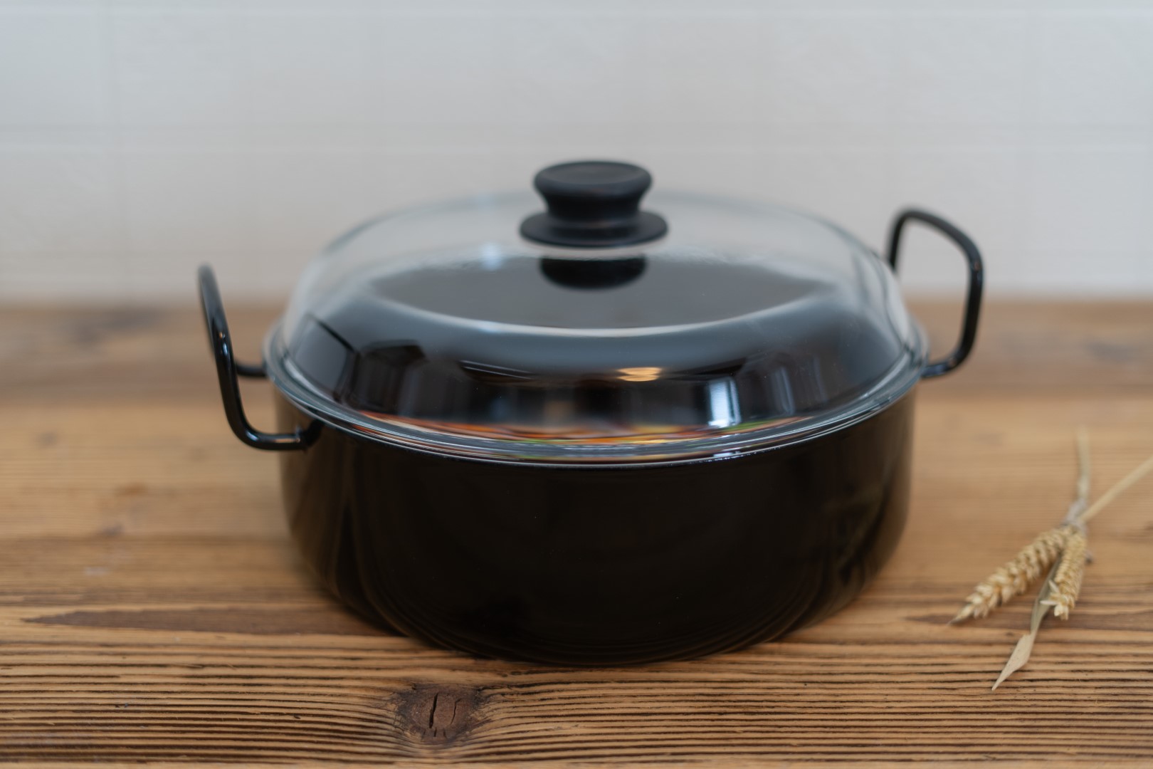 Emaille Pfanne mit hohem Rand und Glas Deckel