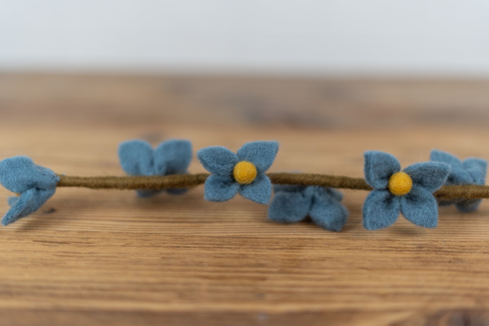 Gry & Sif Blütenzweig