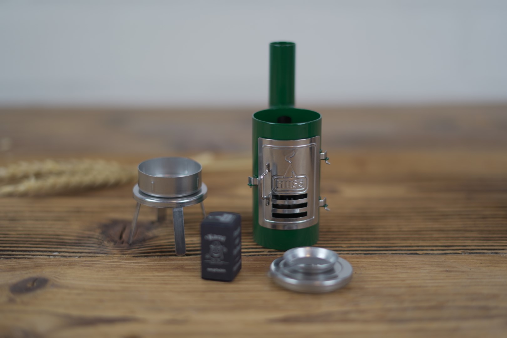 Grüner Leimofen "Der Arbeiter" für Räucherkerzen