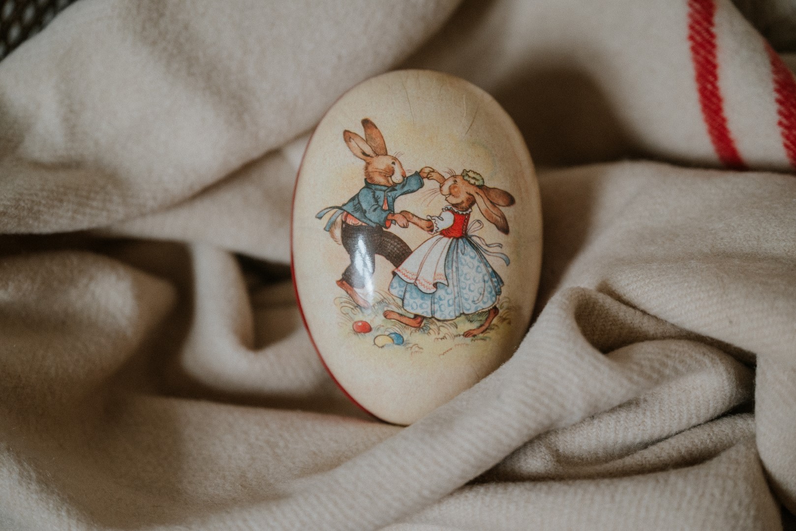 Nestler Eier Pappe