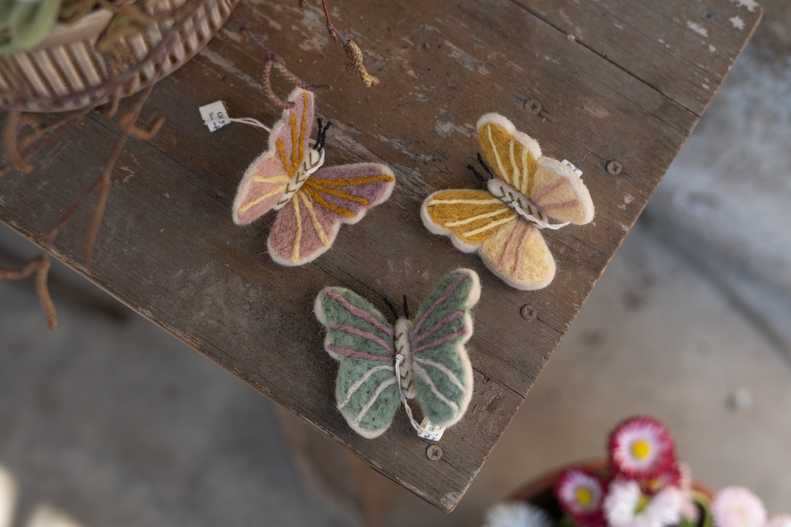 Drei gefilzte Schmetterling