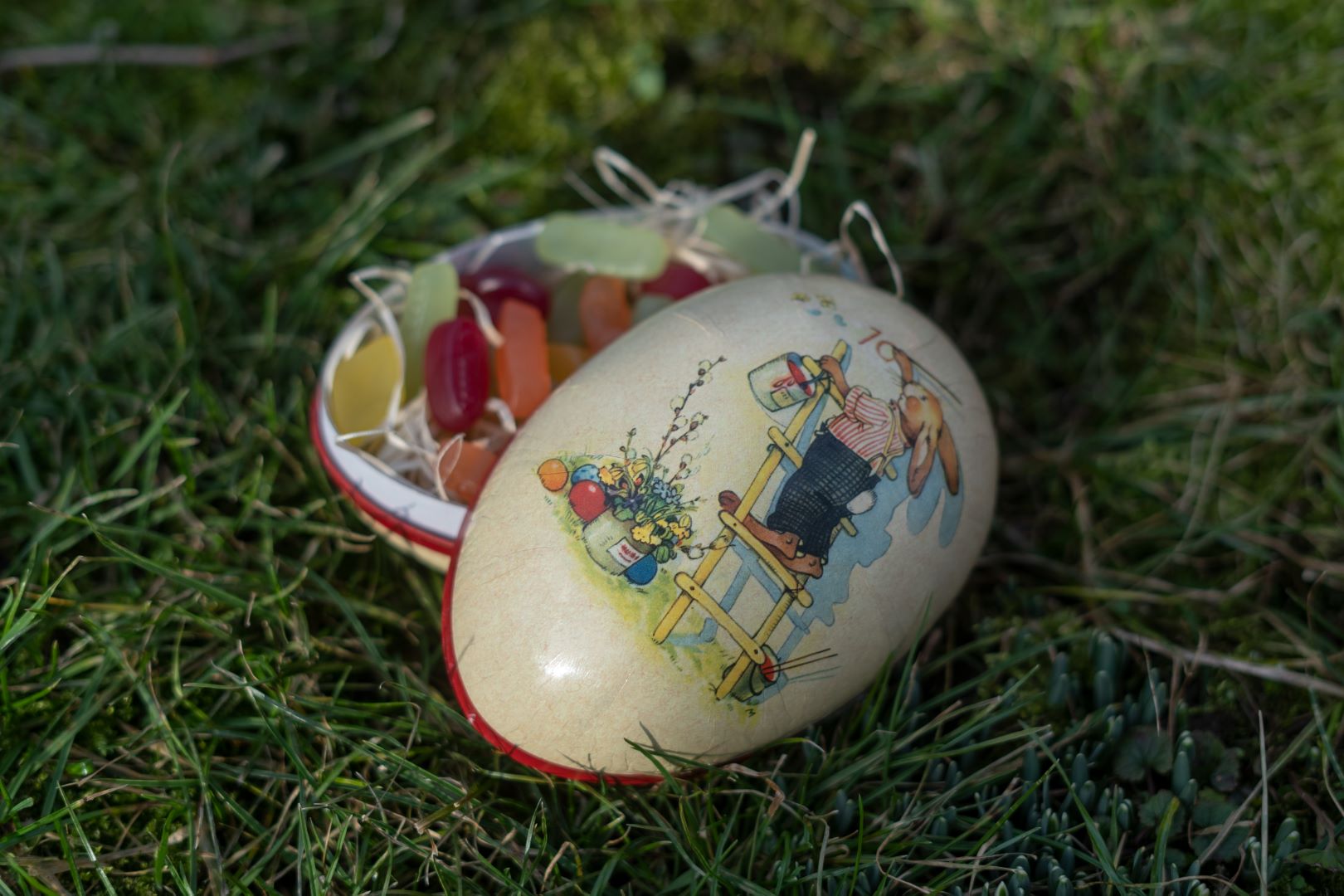 Papp-Osterei zum Füllen