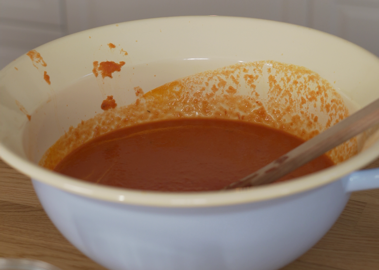 Tomatensoße ohne Stücke einkochen